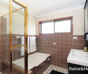 coastal living meets space and comfort in this family home - Photo 2