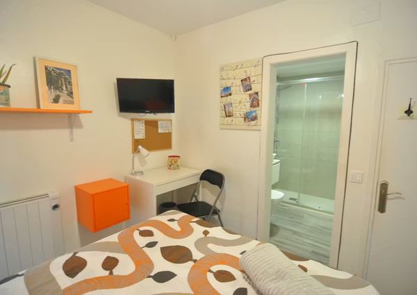 Carrer de Sicília, Barcelona, Catalonia 08013