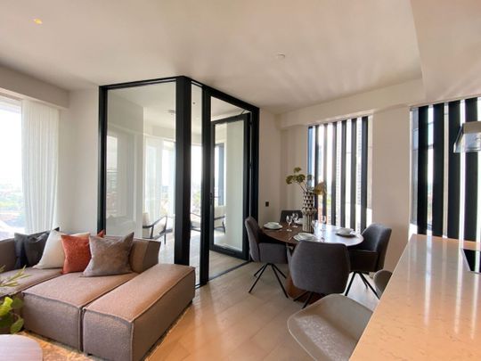 River Park Tower, 1 Nine Elms Lane, London - Photo 1