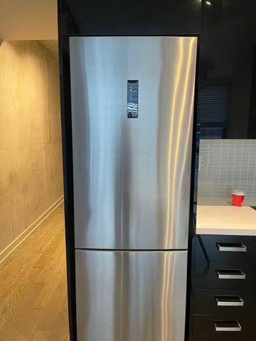 For Lease - 39 Brant Street Unit# 811, Toronto, Ontario - Photo 2