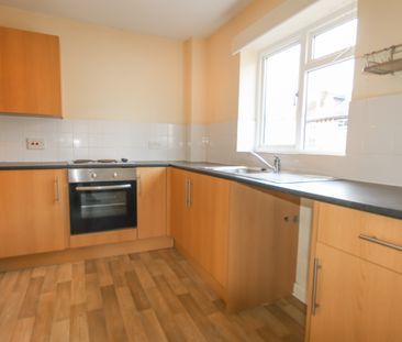 1 bedroom Flat for rent - Photo 3