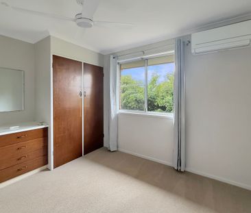 Family Home - Photo 2