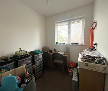 3 Bedroom House - Photo 4