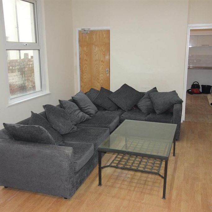 7 bedroom house to rent - Photo 1