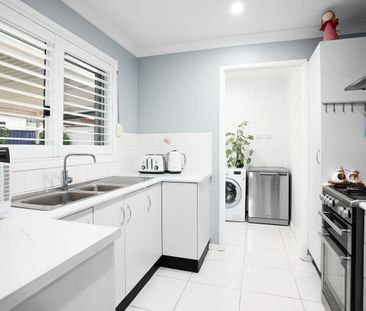 Three bedroom home in a quiet street - Photo 5