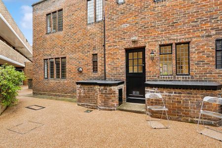 3 bedroom flat to rent - Photo 5