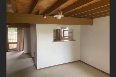 Spacious Two Bedroom Townhouse with street frontage - Photo 3