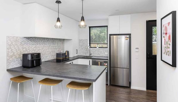 Fully furnished family home - Photo 1