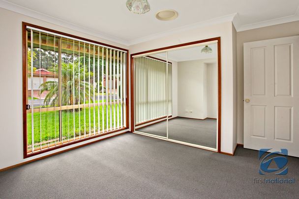 16 Mazari Grove, 2768, Stanhope Gardens Nsw - Photo 1