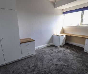 3 bedroom maisonette to rent - Photo 5