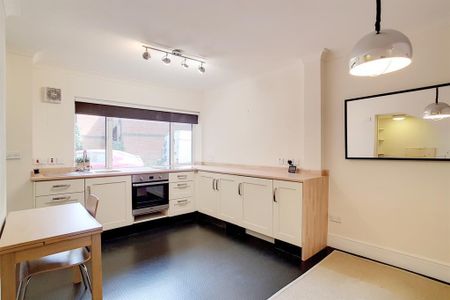 Studio to rent - Photo 5