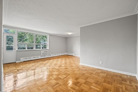 For Lease - 221 Russell Hill Road Unit# 303, Toronto, Ontario - Photo 4