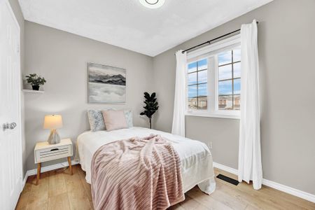 For Lease - 1720 Radcliffe Drive, Oshawa, Ontario - Photo 4
