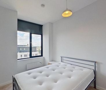 2 bedroom flat to rent - Photo 6