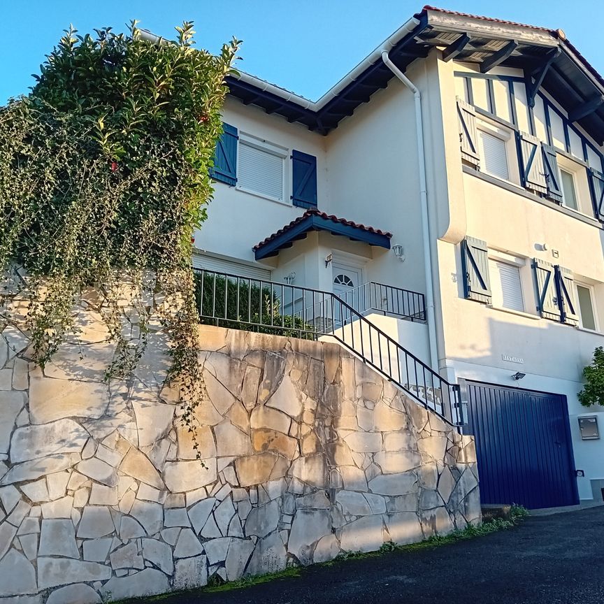 Hendaye - Appartement - 4 pièces - 81m² - Photo 1