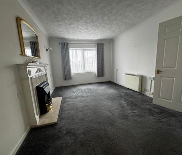 1 bedroom retirement property to rent - Photo 1