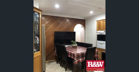 3 bedroom house at Prime location ! - Photo 3