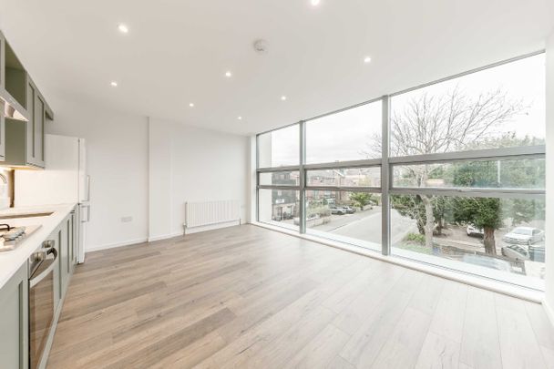 Elm Grove, SW19, London - Photo 1