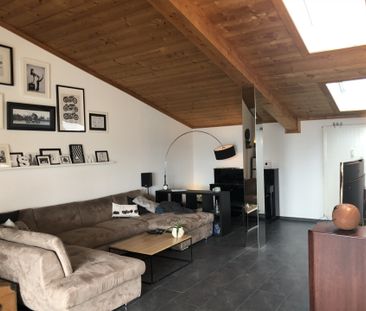 Dachwohnung mit Terrasse & Wintergarten - Foto 1