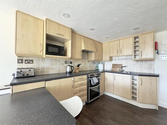 1 bedroom bungalow to rent - Photo 1