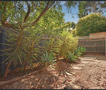 Two bedroom unit in Bayswater - Photo 4