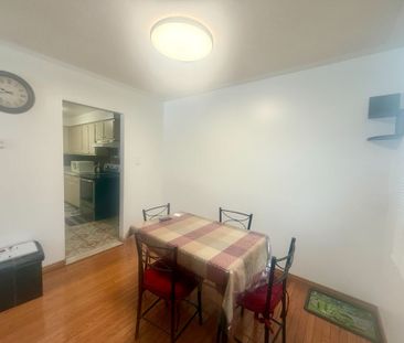 For Lease - 156 Paperbirch Crescent, London North, Ontario - Photo 2