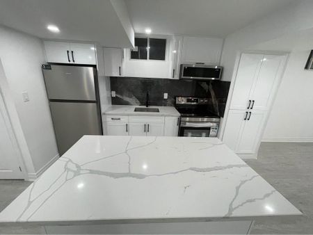 For Lease - 339 Fleetwood Drive Unit# Bsmt, Oshawa, Ontario - Photo 3