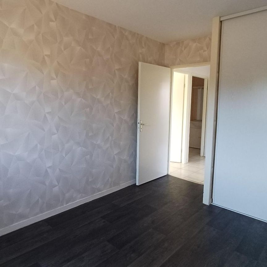 Location Appartement 2 pièces 46m² LUCON 85400 - Photo 1