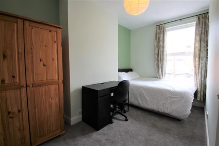 Trelawn Avenue, Headingley, LS6 3JN, Leeds - Photo 3