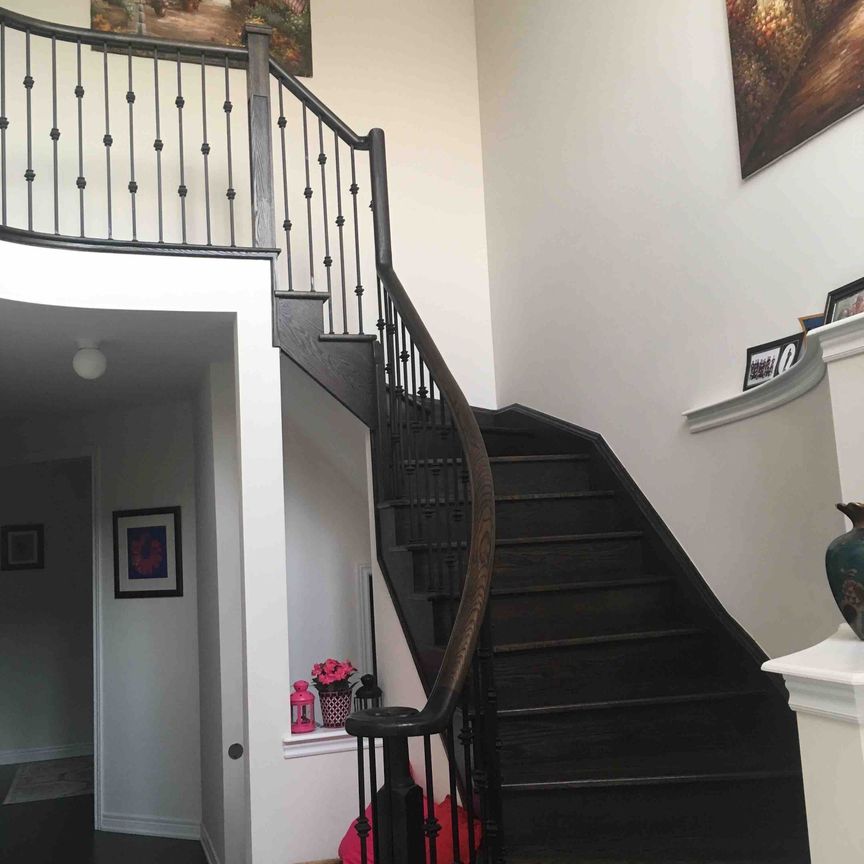 For Lease - 23 boland crt Crescent, Aurora, Ontario - Photo 1