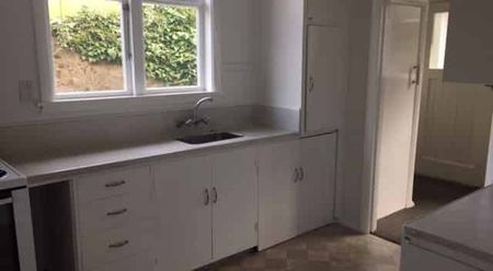 Cozy 3-4 bedroom home!!! - Photo 3