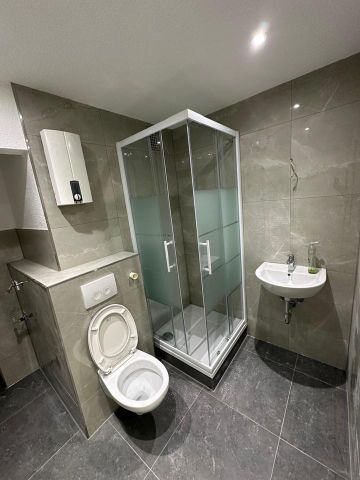 Frisch sanierte 2,5 Zimmer-Wohnung mit Balkon in Essen-Borbeck - Photo 5