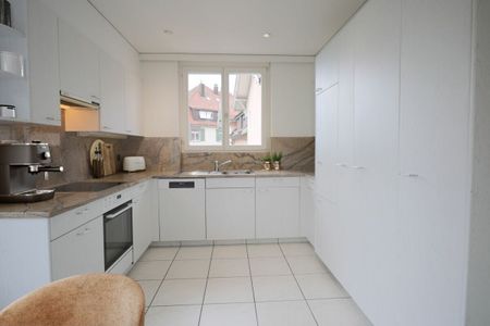 Center-near living in a quiet, scenic location - Photo 2