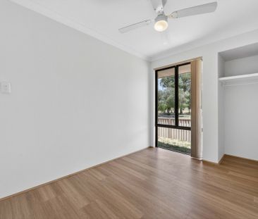 Modern Comfort and Space Opposite the Park. - Photo 6