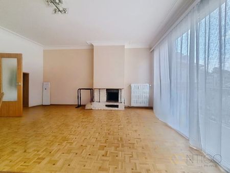 Appartement te huur - foto 2
