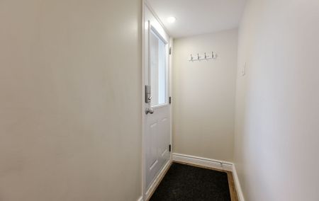 For Lease - 2699 Sherhill Drive Unit# Lower, Mississauga, Ontario - Photo 4