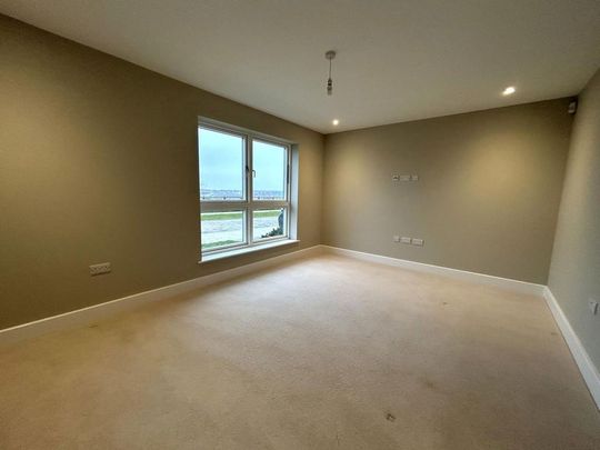 4 bedroom detached house to rent - Photo 1