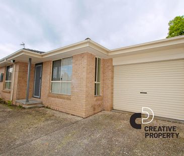 Tidy Two Bedroom Unit - Photo 1