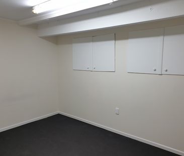 Beauty in Torbay - Photo 4