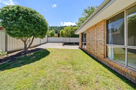 24 Rowntree Crescent, Isaacs ACT 2607 - House For Rent | Domain - Photo 5