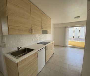 Location Appartement 1 pièce 21m² CAVALAIRE SUR MER 83240 - Photo 1