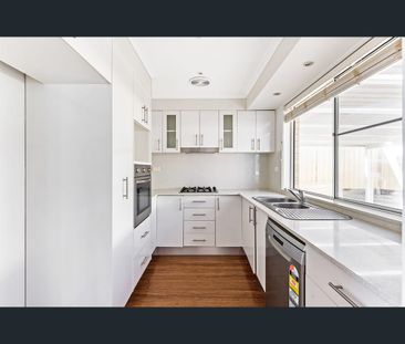 41 Corunna Crescent, Flinders, NSW 2529 - Photo 1