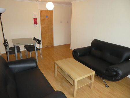 4 Bed Flat, Hmo Licensed - St. Mungo Avenue, G4 - Photo 2
