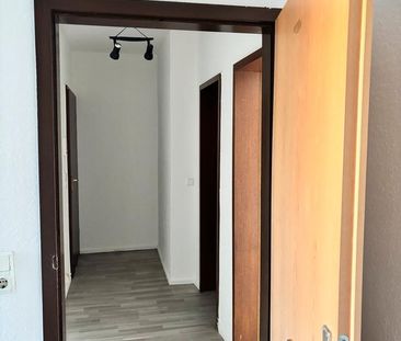 Ruhige 2 Zimmer Wohnung (Altbau) - Photo 2