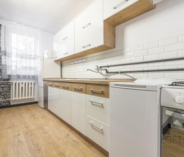 Wyposażone trzypokojowe mieszkanie na parterze w Libiążu | Spacer 3D - Photo 3