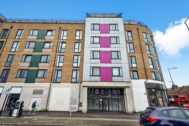 London Road - Photo 1