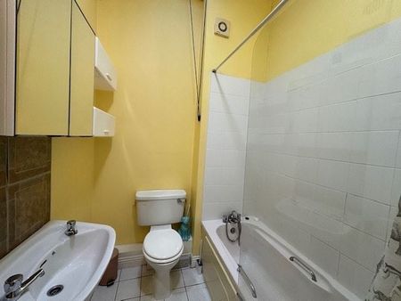 The Old School House, Saggart, Co. Dublin ** 3 MONTH LEASE ONLY ** - Photo 3