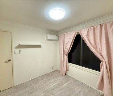 Prime Rental Opportunity: 4-Bedroom Family Home In Parkinson - Photo 4