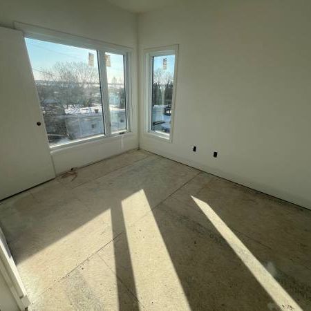 WINTER PROMOTION, SAVE $3600.Brand new apartment, 2 bedrooms. - Photo 4