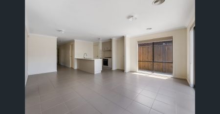 In the prestigious "The Woods Estate" - Photo 2